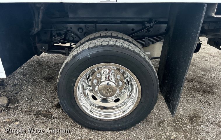 image for item EG0694 2015 Ford F550 Super Duty Crew Cab utility / service truck