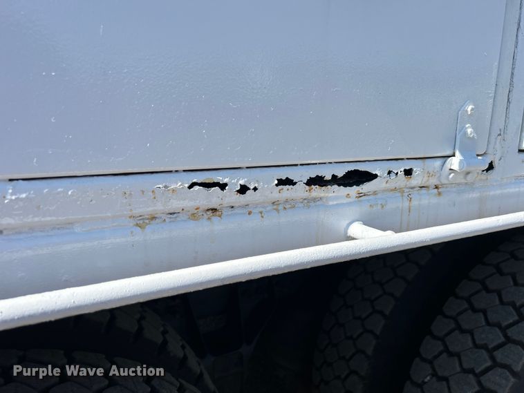 image for item EG0699 2009 International WorkStar 7500 crane truck