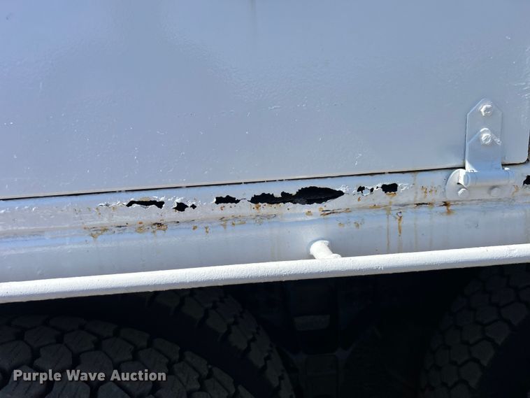 image for item EG0699 2009 International WorkStar 7500 crane truck