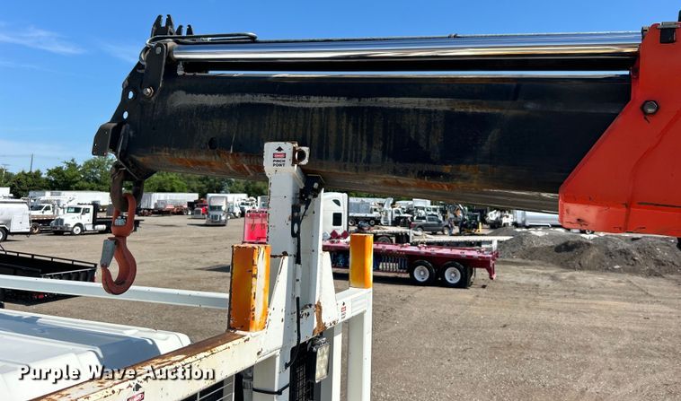 image for item EG0699 2009 International WorkStar 7500 crane truck