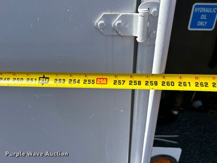 image for item EG0699 2009 International WorkStar 7500 crane truck