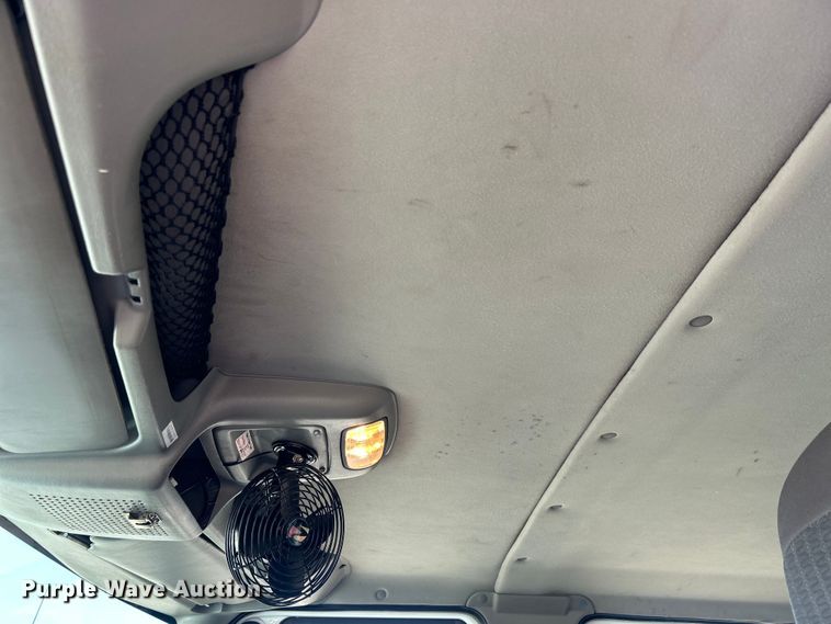 image for item EG0699 2009 International WorkStar 7500 crane truck