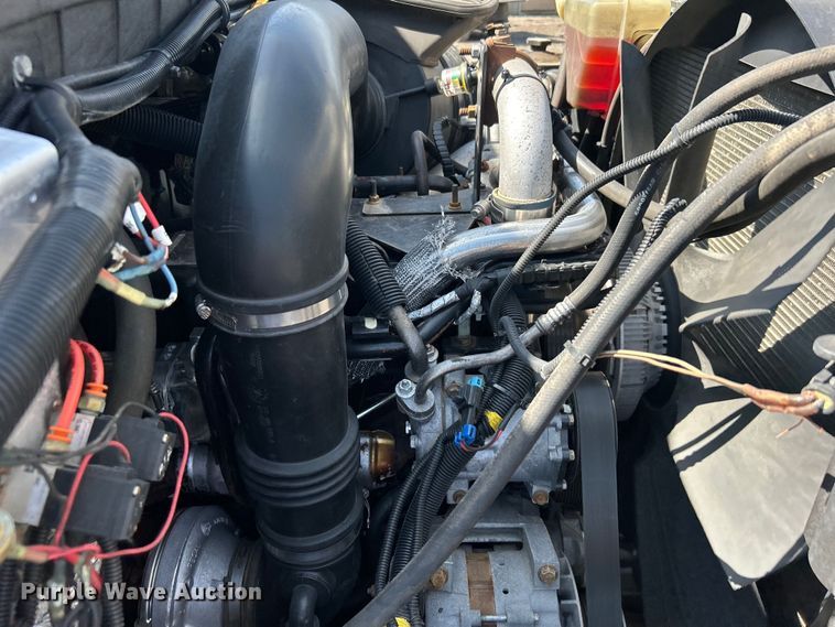 image for item EG0699 2009 International WorkStar 7500 crane truck