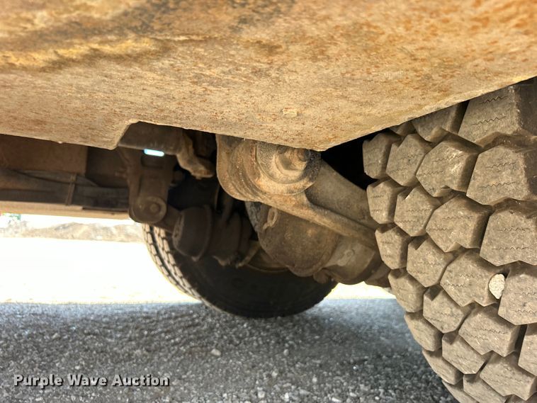 image for item EG0699 2009 International WorkStar 7500 crane truck