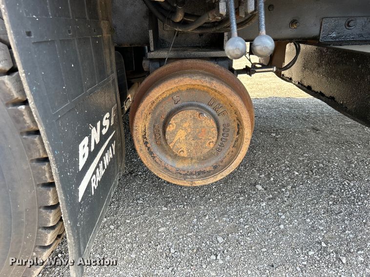 image for item EG0699 2009 International WorkStar 7500 crane truck