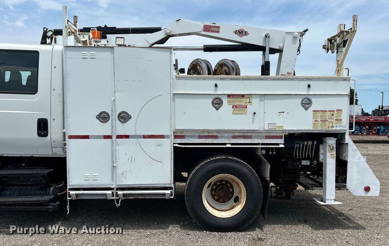 image for item EG0702 2007 International  7300 SFA Crew Cab utility / service truck