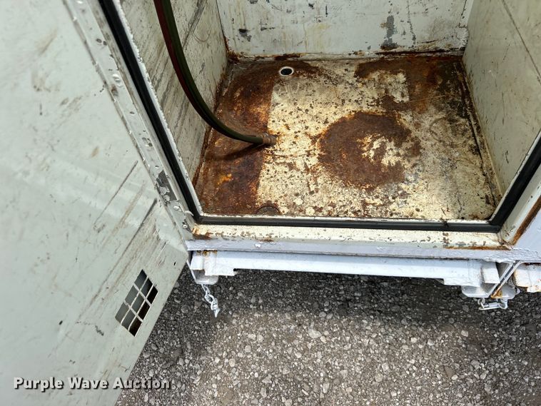 image for item EG0702 2007 International  7300 SFA Crew Cab utility / service truck