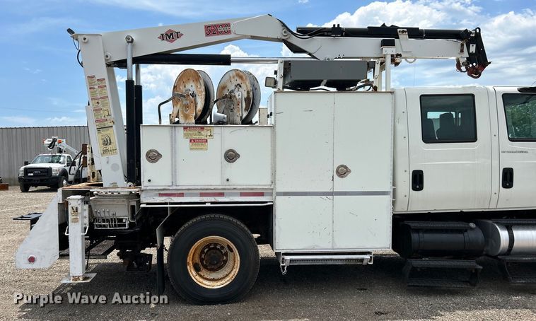 image for item EG0702 2007 International  7300 SFA Crew Cab utility / service truck