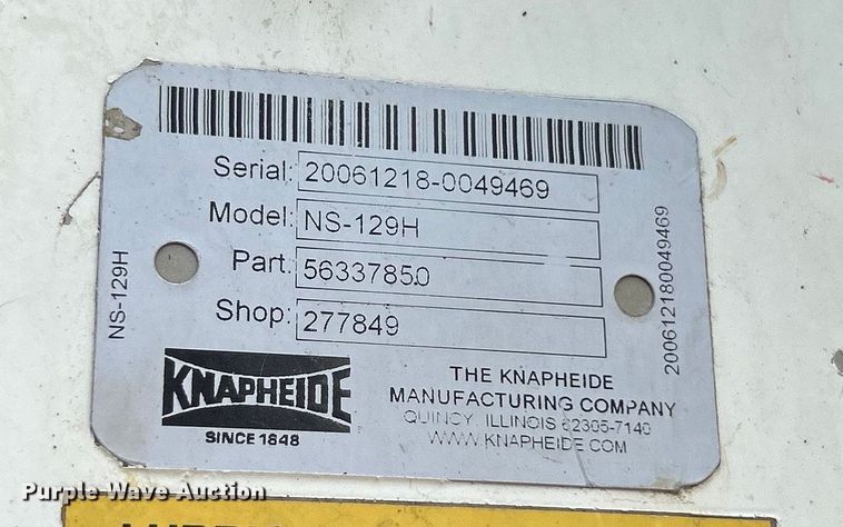 image for item EG0702 2007 International  7300 SFA Crew Cab utility / service truck