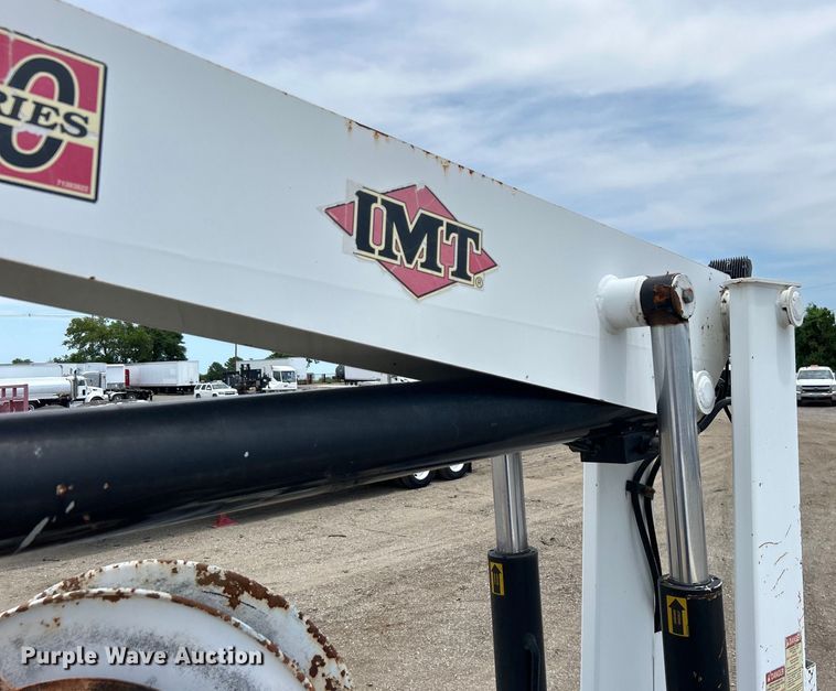 image for item EG0702 2007 International  7300 SFA Crew Cab utility / service truck