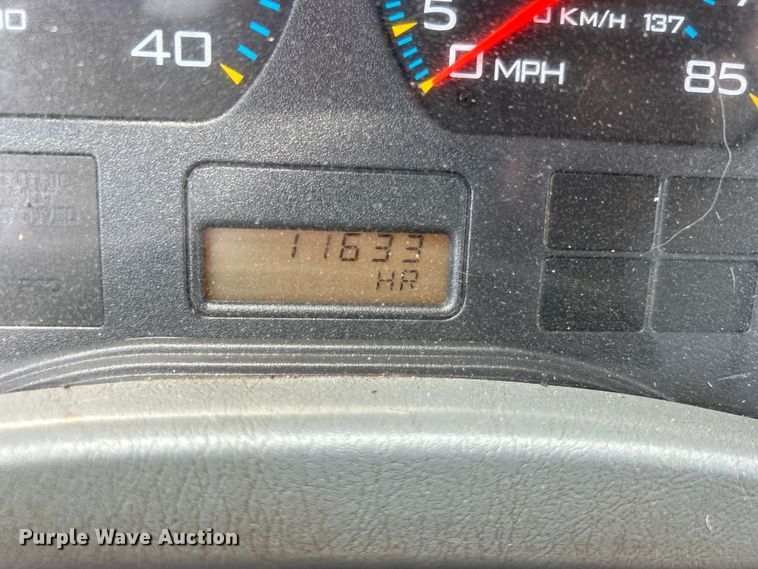 image for item EG0702 2007 International  7300 SFA Crew Cab utility / service truck