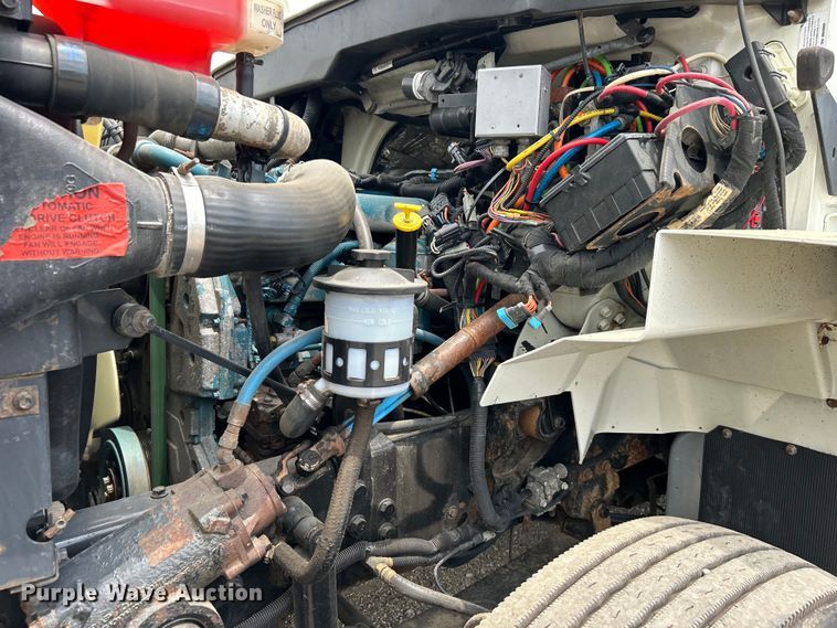 image for item EG0702 2007 International  7300 SFA Crew Cab utility / service truck