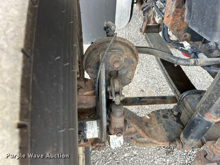 image for item EG0702 2007 International  7300 SFA Crew Cab utility / service truck