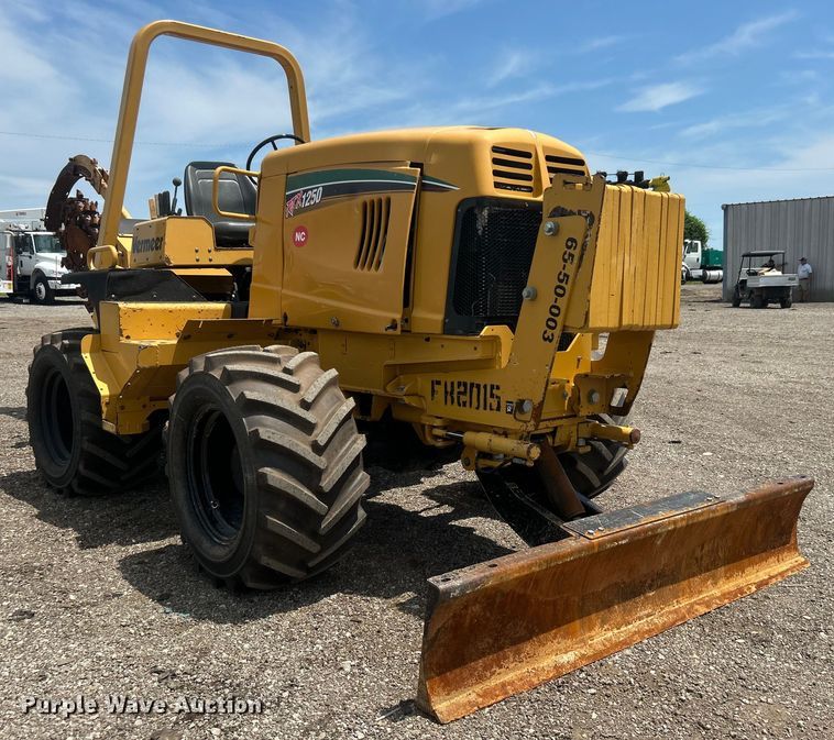 image for item EG0704 2007 Vermeer RTX1250 trencher