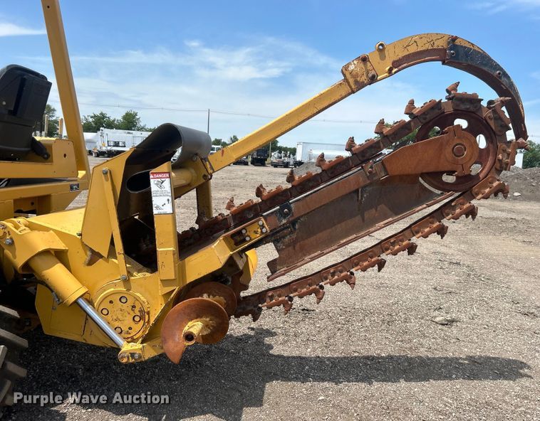 image for item EG0704 2007 Vermeer RTX1250 trencher