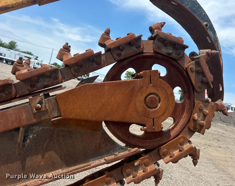 image for item EG0704 2007 Vermeer RTX1250 trencher