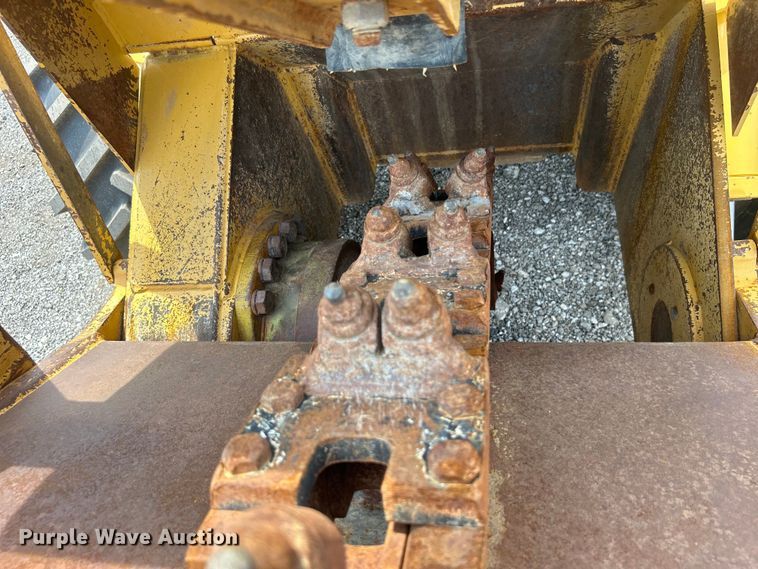 image for item EG0704 2007 Vermeer RTX1250 trencher