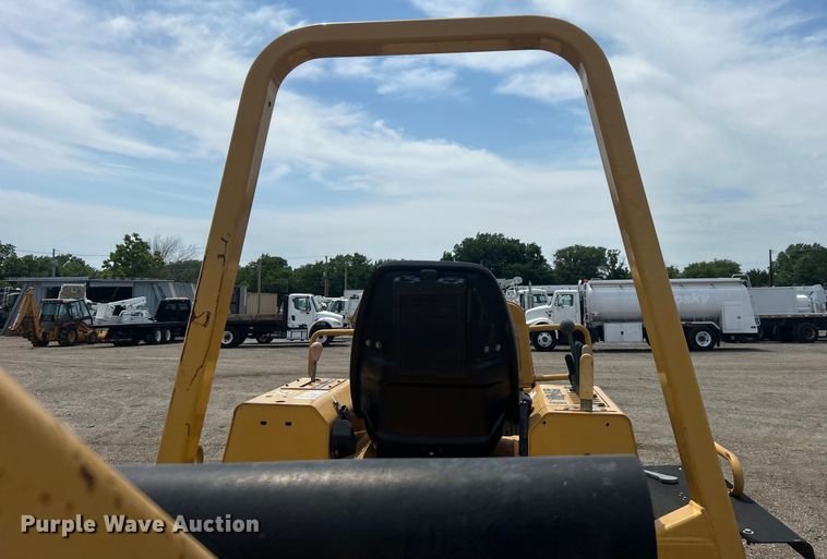 image for item EG0704 2007 Vermeer RTX1250 trencher