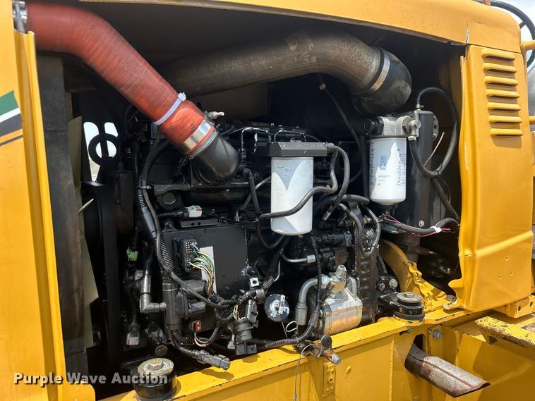 image for item EG0704 2007 Vermeer RTX1250 trencher