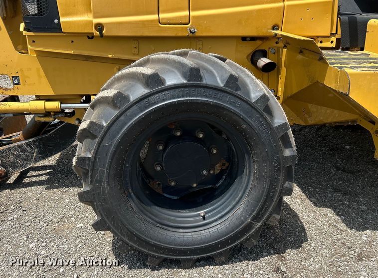 image for item EG0704 2007 Vermeer RTX1250 trencher