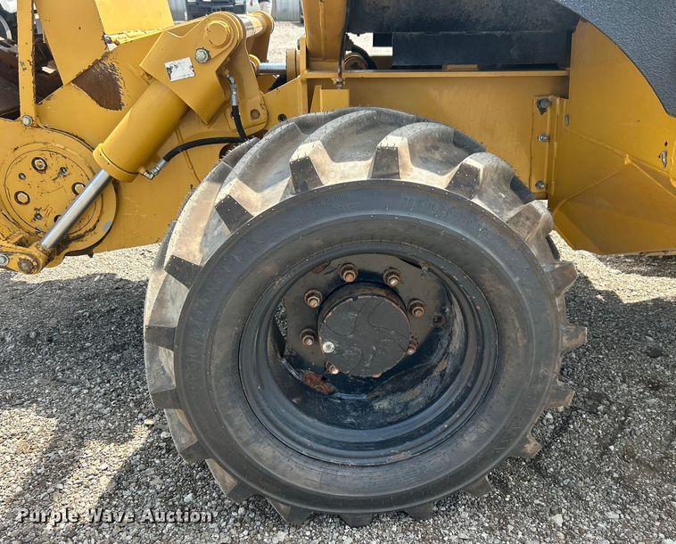 image for item EG0704 2007 Vermeer RTX1250 trencher