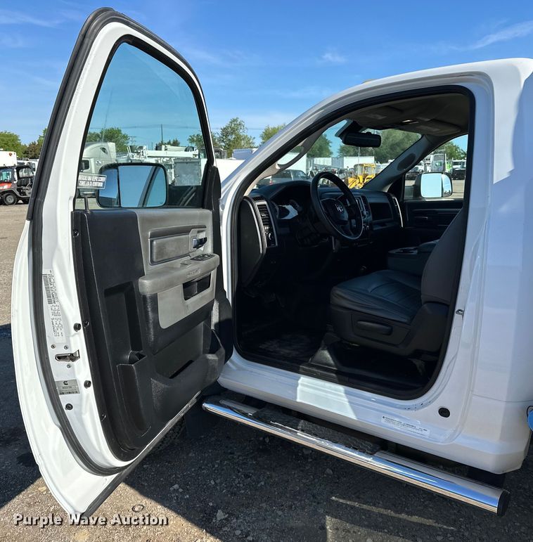 image for item EG1462 2014 Dodge Ram 4500HD utility / service truck