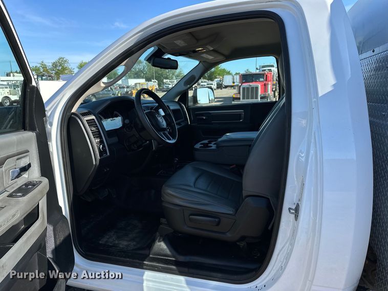 image for item EG1462 2014 Dodge Ram 4500HD utility / service truck