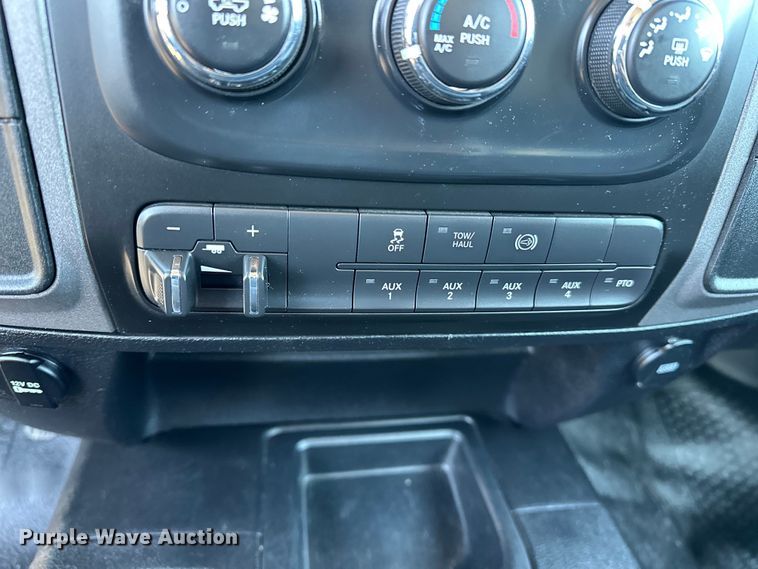 image for item EG1462 2014 Dodge Ram 4500HD utility / service truck