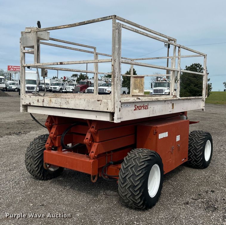 image for item EG1495 1997 Snorkel SRH-2584HD scissor lift