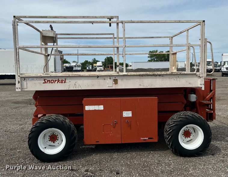 image for item EG1495 1997 Snorkel SRH-2584HD scissor lift