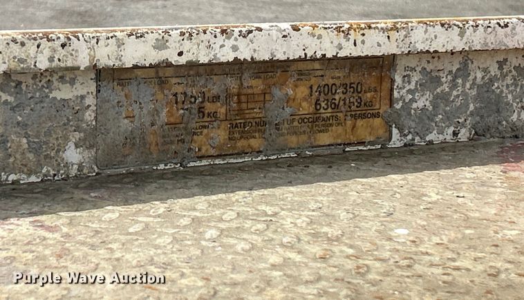 image for item EG1495 1997 Snorkel SRH-2584HD scissor lift