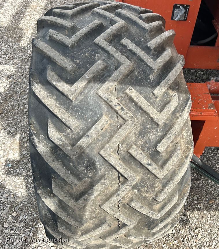 image for item EG1495 1997 Snorkel SRH-2584HD scissor lift