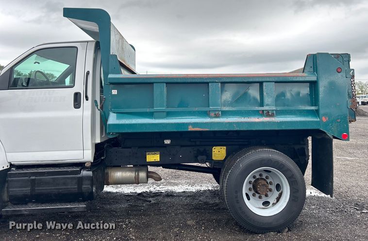 image for item EG1506 2007 Chevrolet  C6500 dump truck