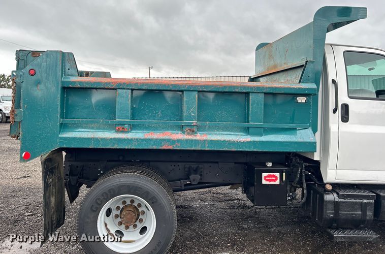 image for item EG1506 2007 Chevrolet  C6500 dump truck