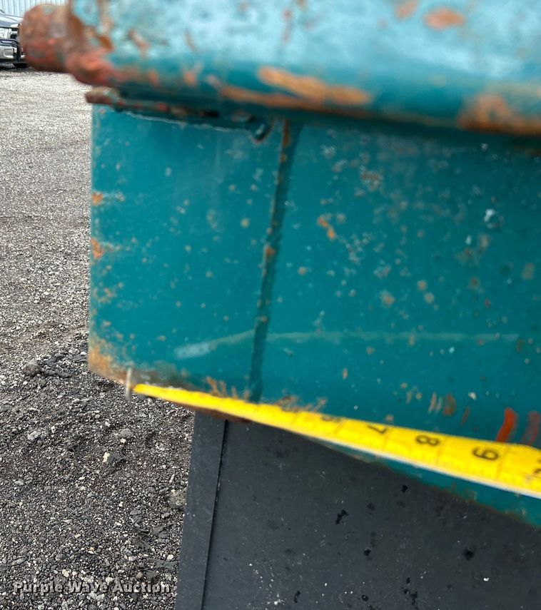 image for item EG1506 2007 Chevrolet  C6500 dump truck