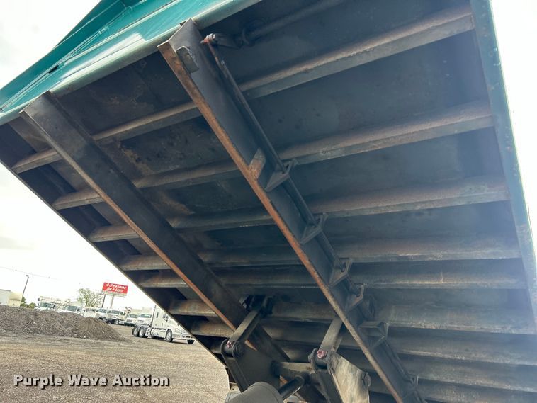 image for item EG1506 2007 Chevrolet  C6500 dump truck