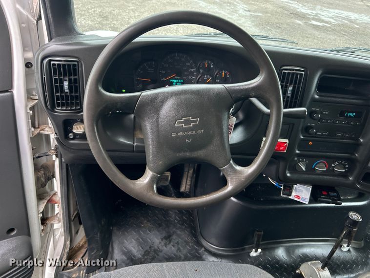 image for item EG1506 2007 Chevrolet  C6500 dump truck