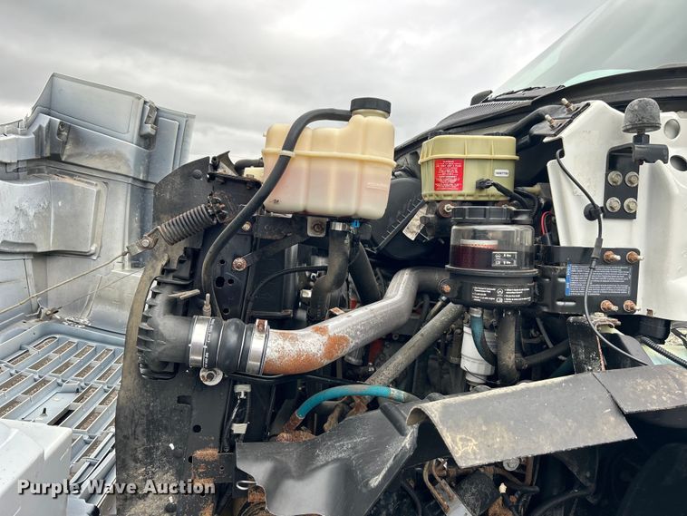 image for item EG1506 2007 Chevrolet  C6500 dump truck