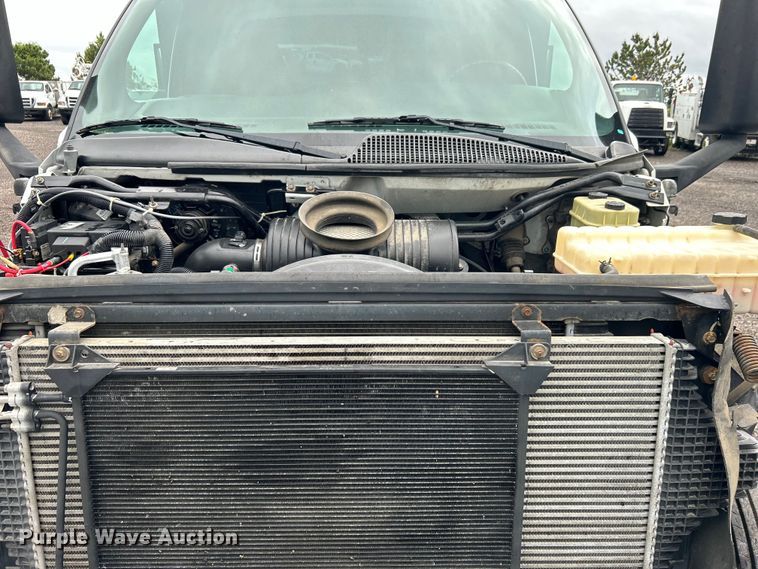 image for item EG1506 2007 Chevrolet  C6500 dump truck