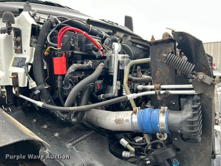 image for item EG1506 2007 Chevrolet  C6500 dump truck