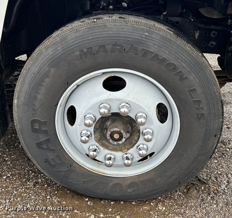 image for item EG1506 2007 Chevrolet  C6500 dump truck