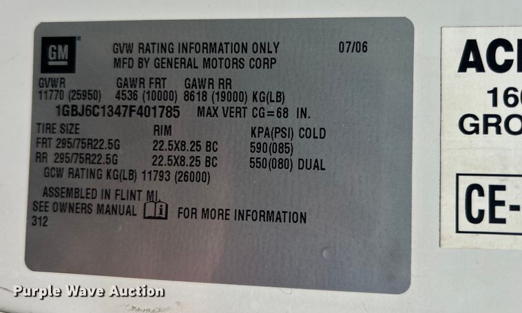 image for item EG1506 2007 Chevrolet  C6500 dump truck