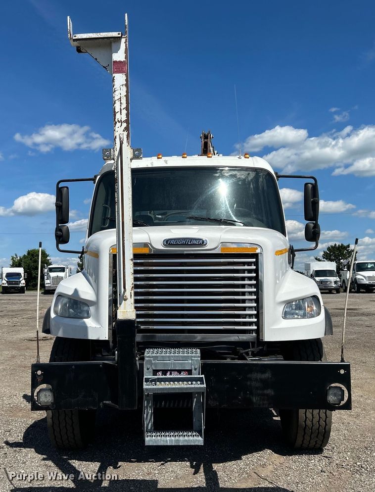 image for item EG1573 2012 Freightliner  Business Class M2 utility / service truck