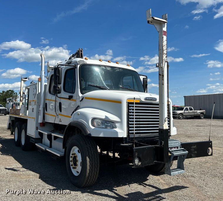 image for item EG1573 2012 Freightliner  Business Class M2 utility / service truck
