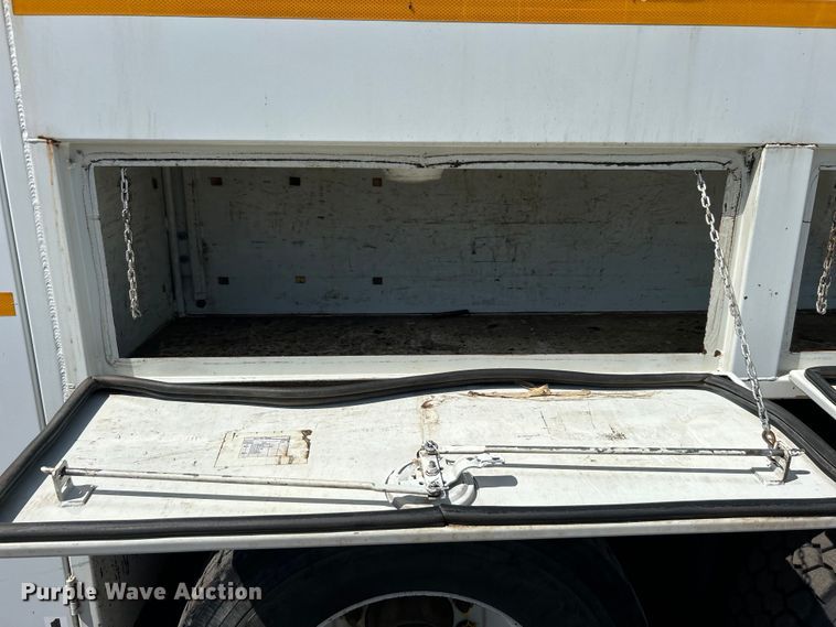 image for item EG1573 2012 Freightliner  Business Class M2 utility / service truck