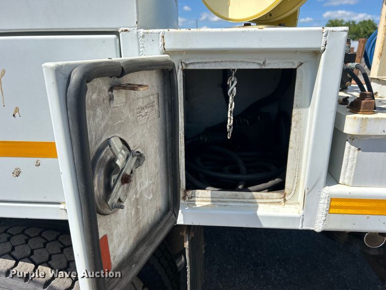 image for item EG1573 2012 Freightliner  Business Class M2 utility / service truck