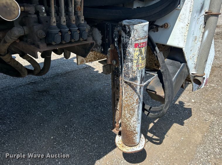 image for item EG1573 2012 Freightliner  Business Class M2 utility / service truck