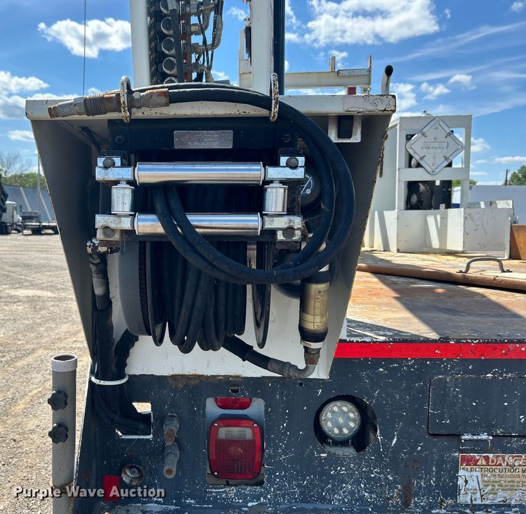 image for item EG1573 2012 Freightliner  Business Class M2 utility / service truck