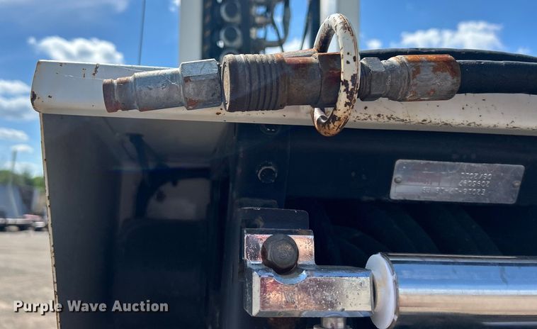 image for item EG1573 2012 Freightliner  Business Class M2 utility / service truck