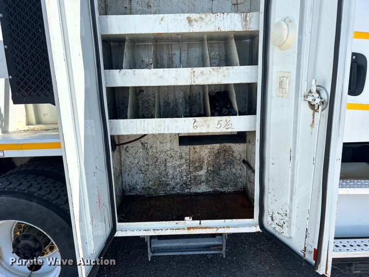 image for item EG1573 2012 Freightliner  Business Class M2 utility / service truck